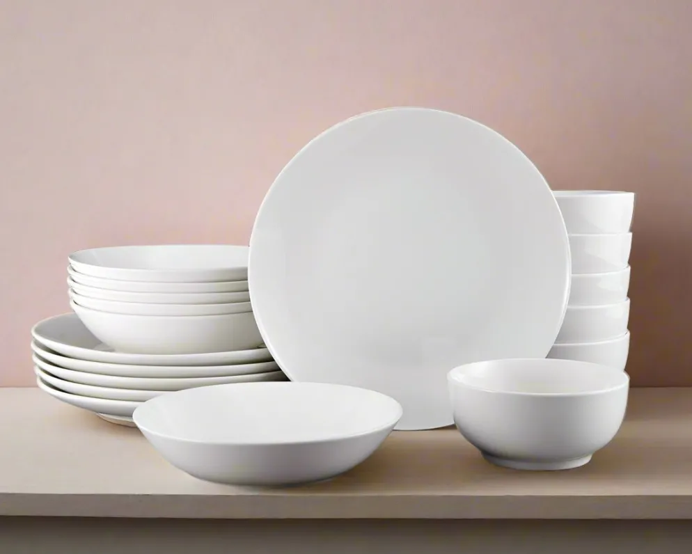 Alexis 18 Piece Dinnerware Set, Service for 6