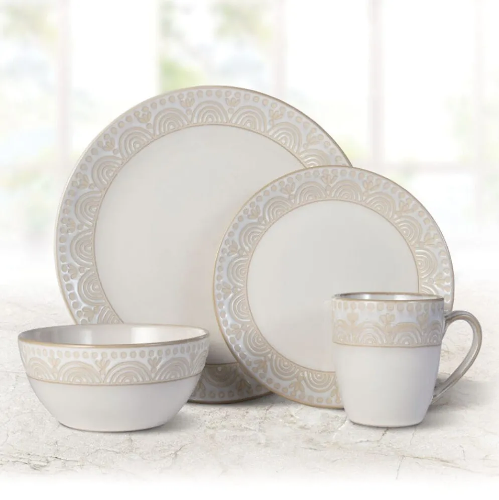 Amelia 16 Piece Dinnerware Set, Service for 4