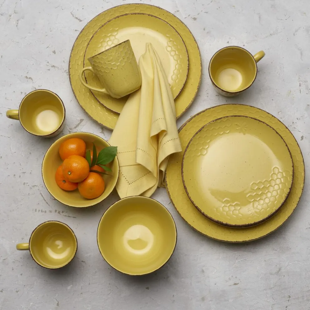 Bumble Bee Yellow 16 Piece Dinnerware Set, Service for 4