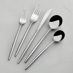 Forged Shea 20 Piece Flatware Set, Service for 4