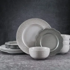 Gia 12 Piece Dinnerware Set, Service for 4