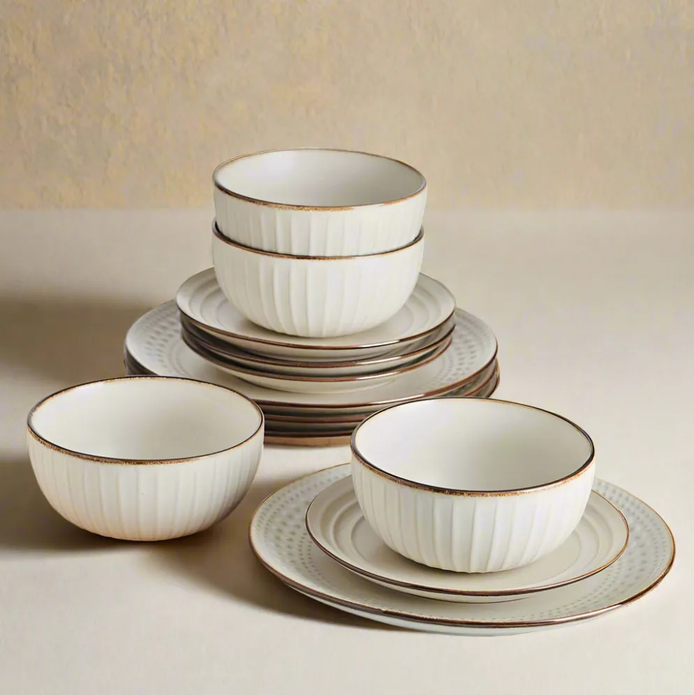 Janelle 12 Piece Dinnerware Set, Service for 4