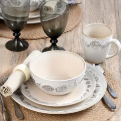 Panama 16 Piece Dinnerware Set, Service for 4