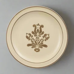 Village Luncheon Plate