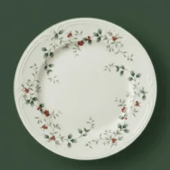 Winterberry® Dinner Plate