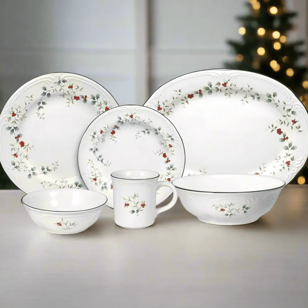 Winterberry® Service for 8 with Serveware
