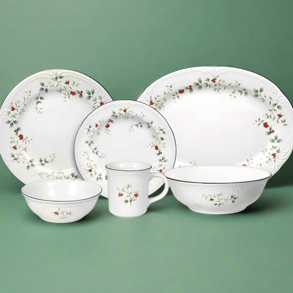 Winterberry® Service for 8 with Serveware