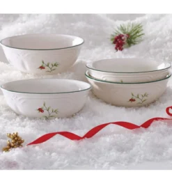 Winterberry® Set of 4 Soup Cereal Bowls