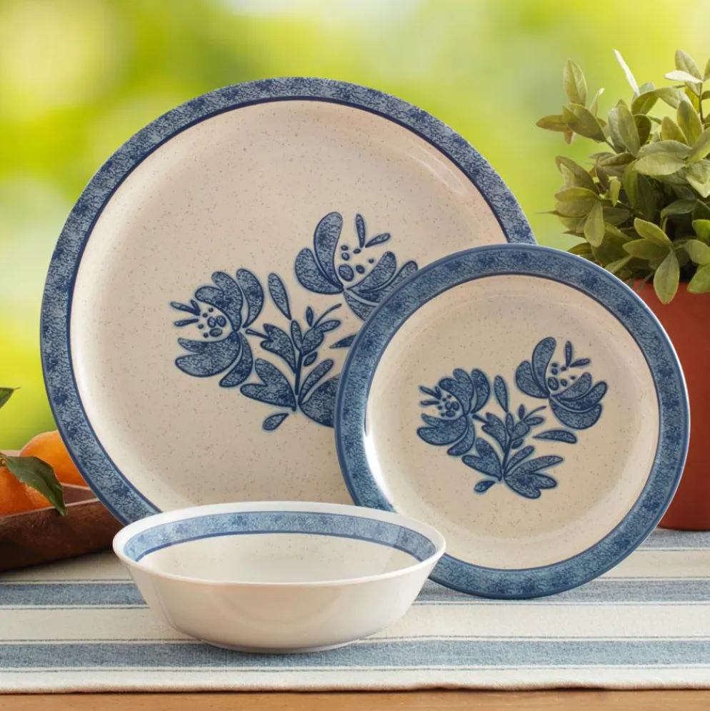 Yorktowne Outdoor Melamine Dinnerware Set