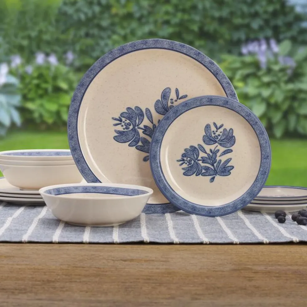Yorktowne Outdoor Melamine Dinnerware Set
